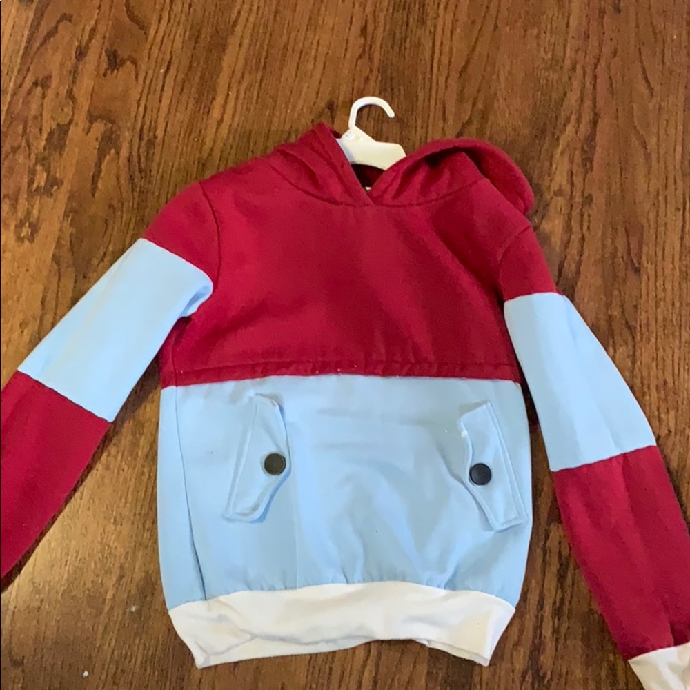 Sweatshirt